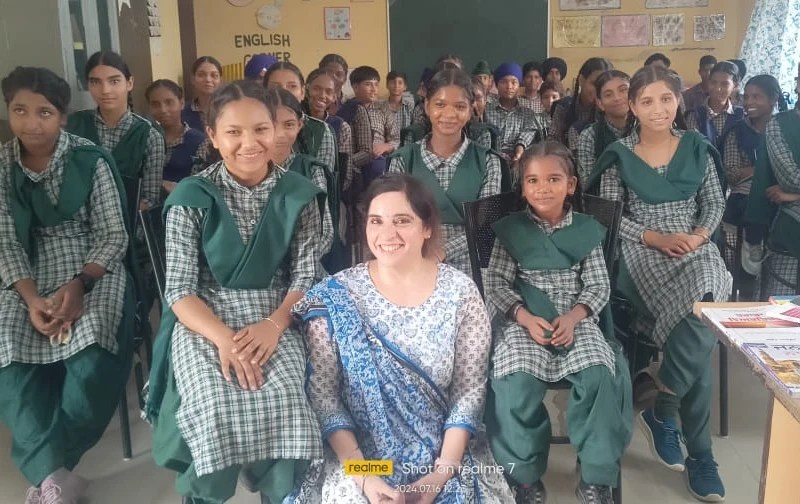 Jyoti Bawa with school students